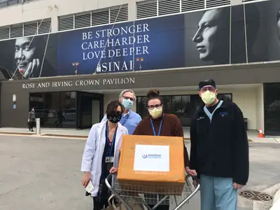 Pandemic Responders donates 1000 Surgical masks and 50 N95 masks to Mount Sinai Hospital